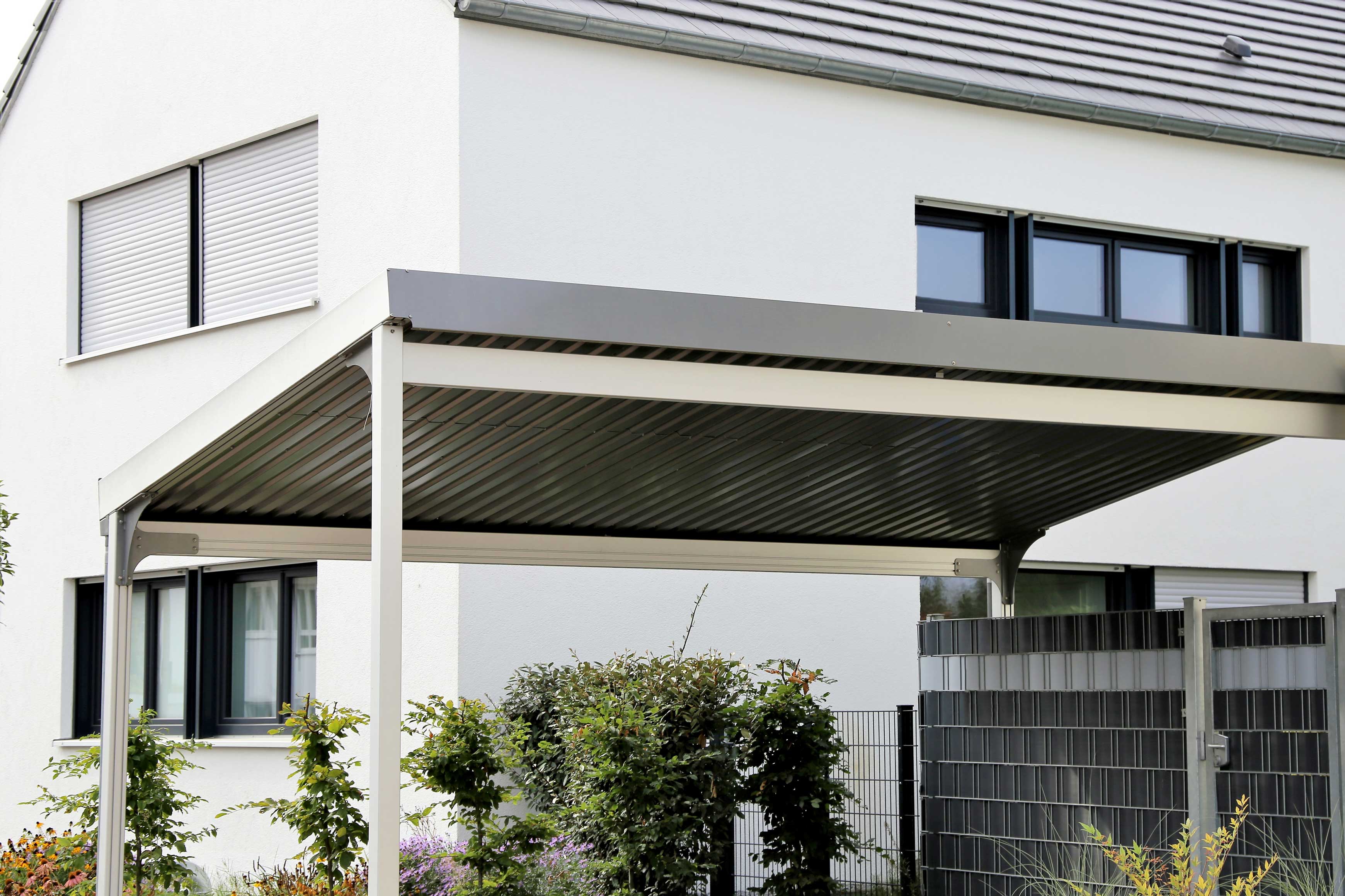 Alu-Carport-169966399_01